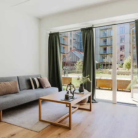 דירה Luxury With Harbor Views